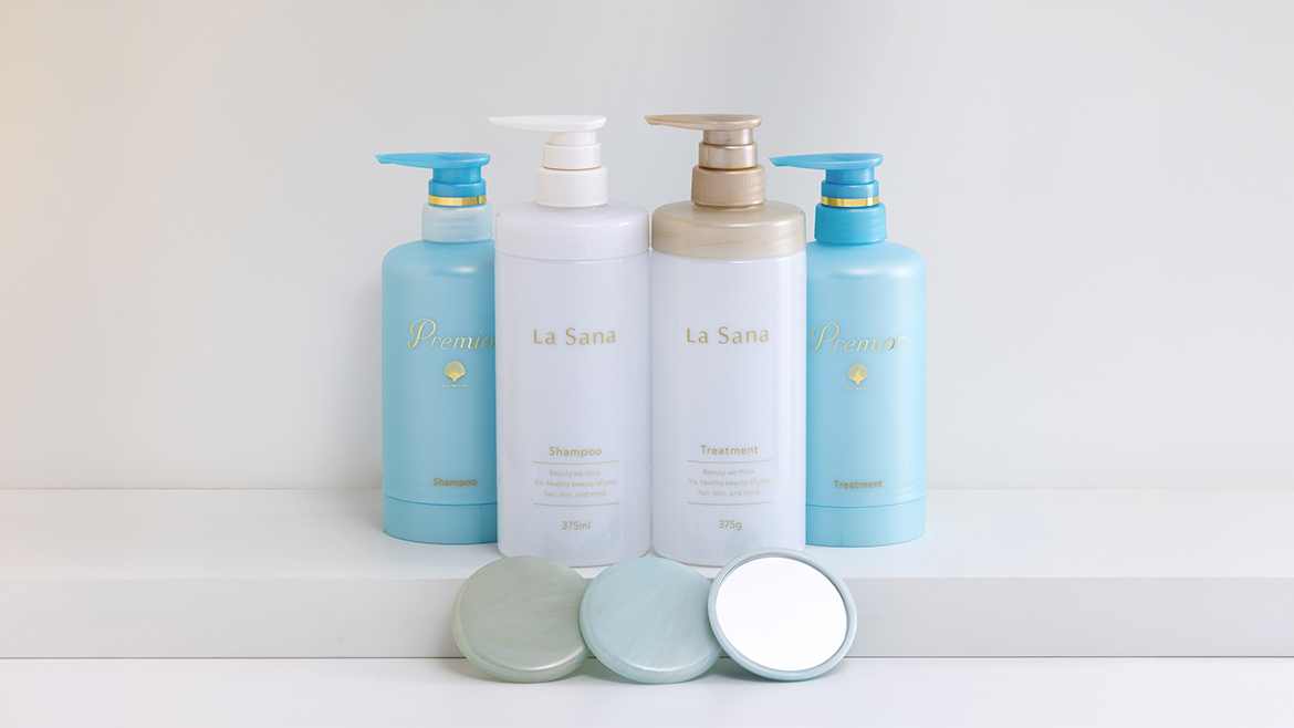 アップサイクルミラーと旧商品ボトル